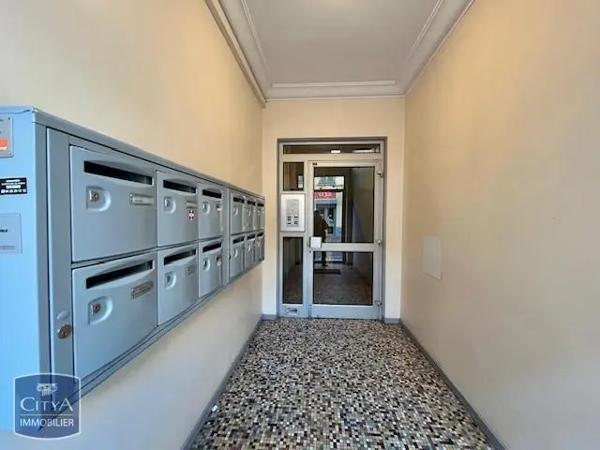 Appartement à louer 2 pièces 47.08m²