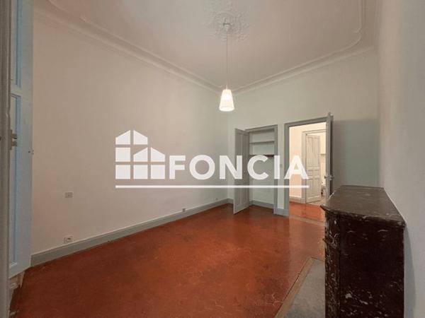 Location Appartement 5 pièces 127.6 m² - 13 RUE BOUQUERIE Avignon 84000