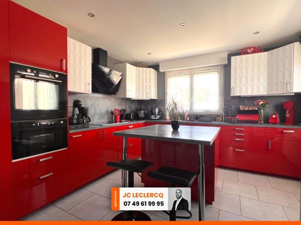 MAISON SUR SOUS-SOL 5 CHAMBRES