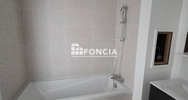 Location Appartement 3 pièces 67.5 m² - Meaux 77100