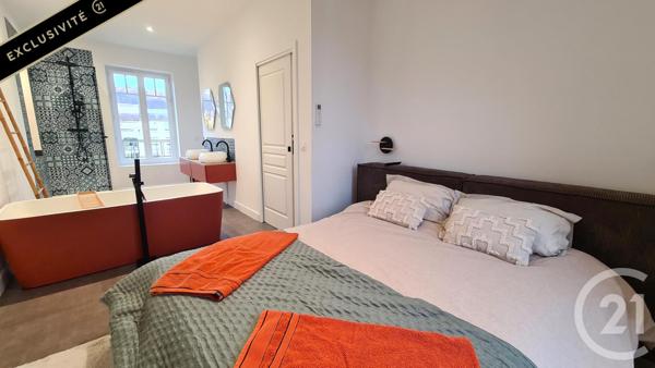 Maison à vendre  9 pièces - 200 m2 SARLAT LA CANEDA - 24