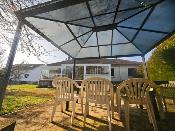 Maison 6 pièces – 110 m² habitables + grand sous‑sol – Terrain 1340 m² – Foucherans (39100)