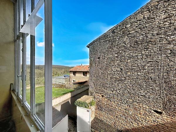EXCLUSIVITE - Charmante maison de village - 80m² - VERZE