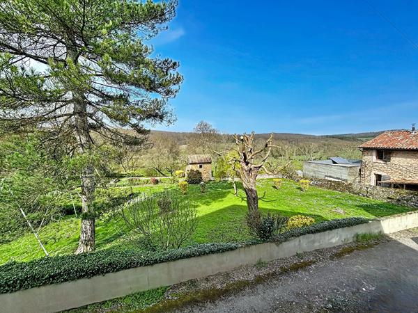EXCLUSIVITE - Charmante maison de village - 80m² - VERZE