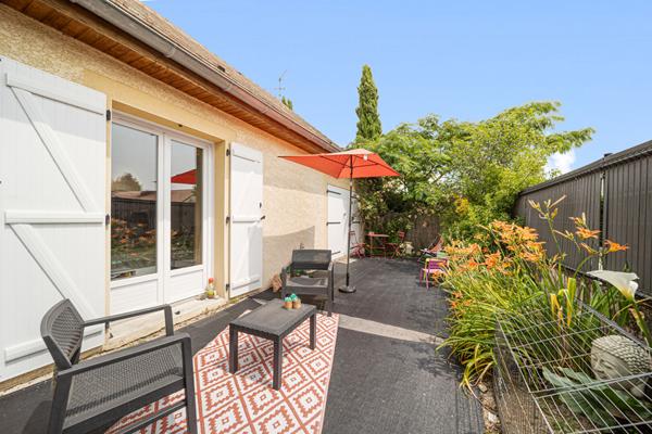 A vendre: maison spacieuse de plain pied, 4 chambres, jardin, 1ère couronne de Chalon sur Saône