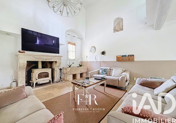Maison à vendre 9 pièces 303 m² Pernes-les-Fontaines