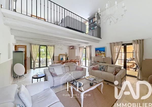 Maison à vendre 9 pièces 303 m² Pernes-les-Fontaines