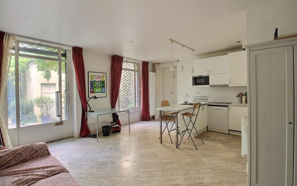Appartement à vendre    2 pièces • 30,23 m2 Paris 6
