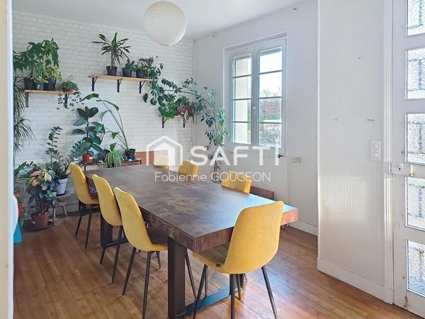 Maison sur sous sol de 108 m² env sur 6981 m² de terrain clos et dépendances