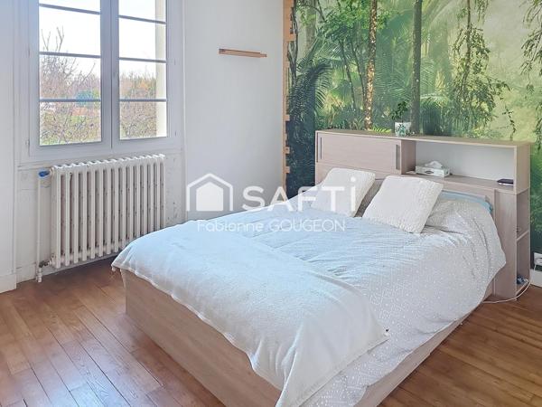 Maison sur sous sol de 108 m² env sur 6981 m² de terrain clos et dépendances