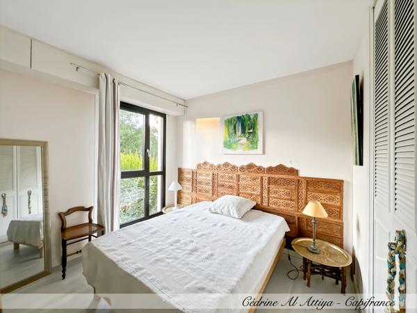 LA ROCHELLE, Appartement à vendre 1er étage, 2 pièces, 54m2, véranda, parking et cave