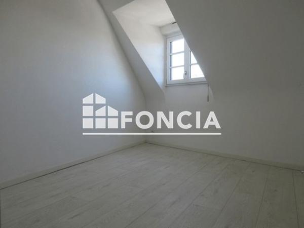 Location Appartement 3 pièces 51.84 m² - 21 RUE REVOL Oloron Sainte Marie 64400