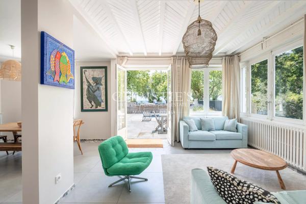 ANDERNOS, 1ère ligne avec piscine et 5 chambres