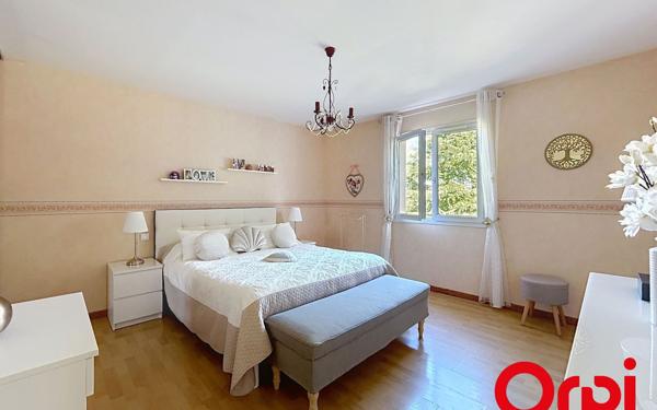 Maison à vendre    5 pièces • 252 m2 Bellerive-sur-Allier