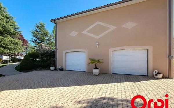 Maison à vendre    5 pièces • 252 m2 Bellerive-sur-Allier