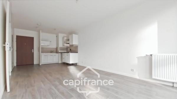 Pontault-Combault-Appartement 2 pièces-Très bon état- Résidence de 2017-Jardin-terrasse-Parking-lumineux-Bien agencé