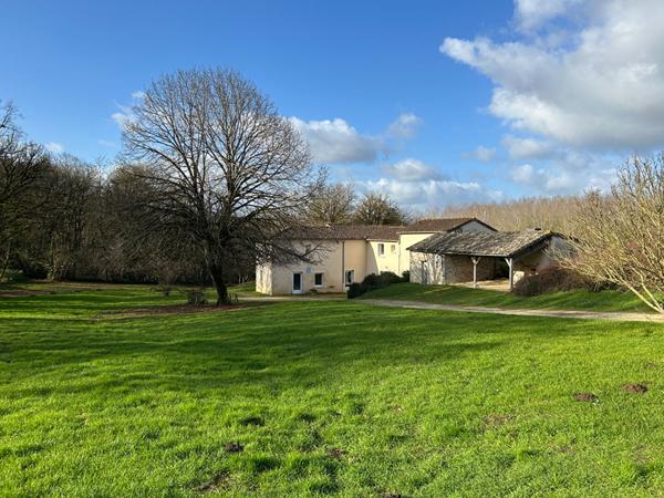 Maison - Gîte 8 chambres
