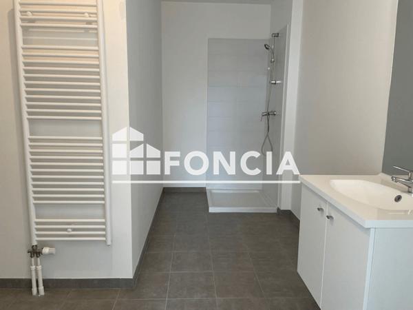 Location Appartement 2 pièces 55.55 m² - 224 RTE DE NEUFCHATEL Bihorel 76420