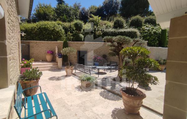 Maison 7 pièces 177 m2 GENISSIEUX