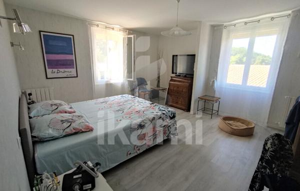 Maison 7 pièces 177 m2 GENISSIEUX