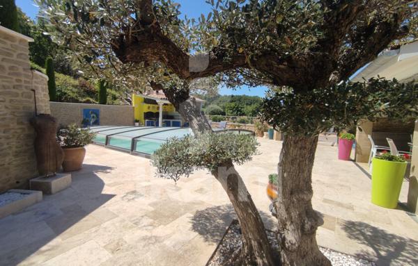 Maison 7 pièces 177 m2 GENISSIEUX