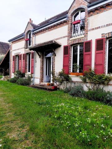 Maison à Gisy-les-Nobles, 89140 - 3 pièces 137m²