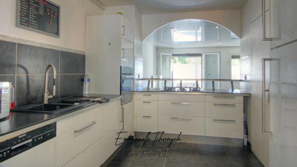 Maison T4 avec piscine et terrasse – Istres secteur Clinique