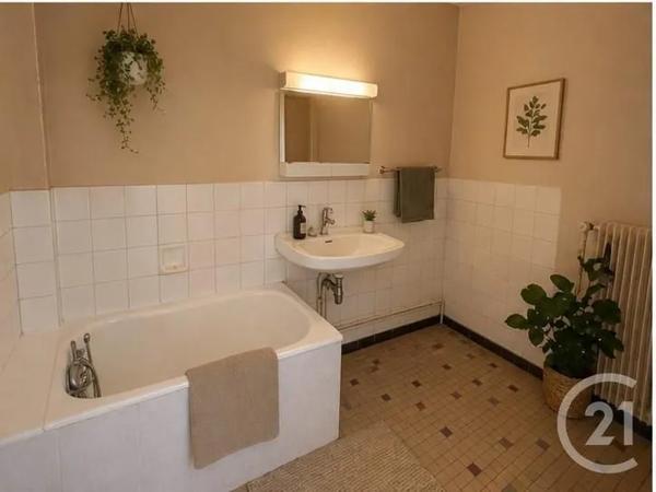 Appartement F2 à vendre  2 pièces - 44 m 2   NANCY  - 54