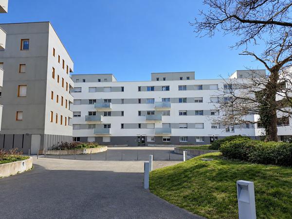 Appartement RENNES 65.44 m²