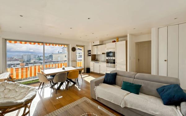 Appartement à vendre    2 pièces • 41,74 m2 Le Cannet