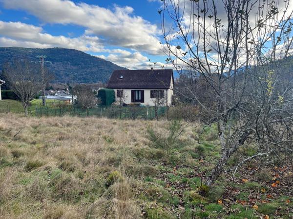 Terrain constructible avec vue panoramique