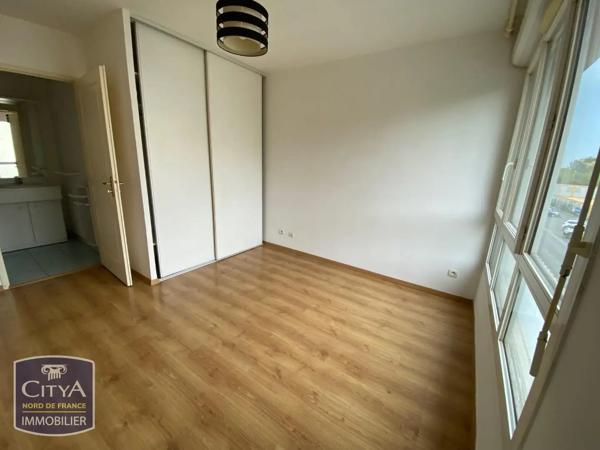 Appartement à louer 2 pièces 45.6m² La Madeleine (59110)