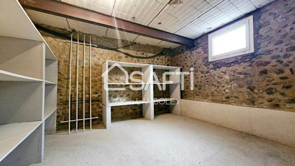 Charmante maison de village de 87 m² avec un ensemble de 3 caves totalisant 52 m²
