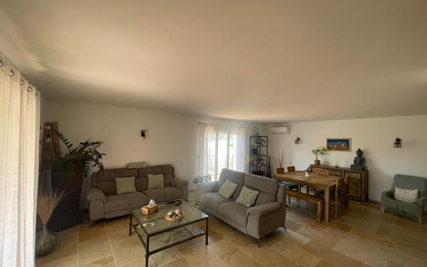 Maison à vendre    6 pièces •  La Seyne-sur-Mer