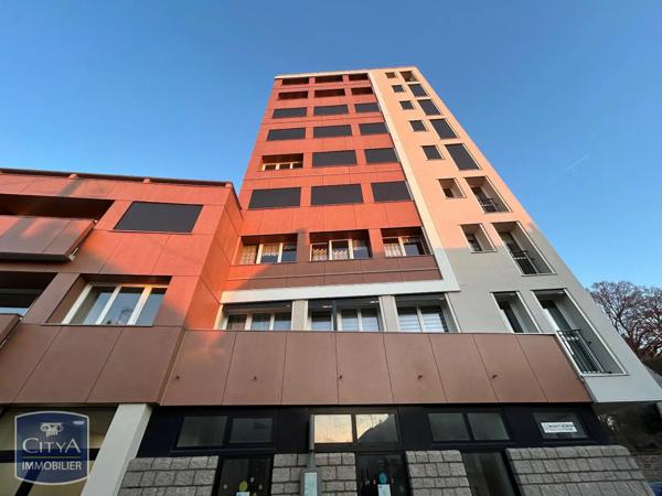 Appartement à louer 3 pièces 80.81m²