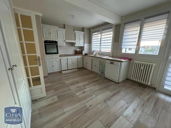 Appartement à louer 3 pièces 80.81m²