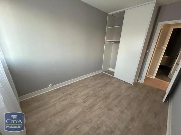 Appartement à louer 3 pièces 80.81m²