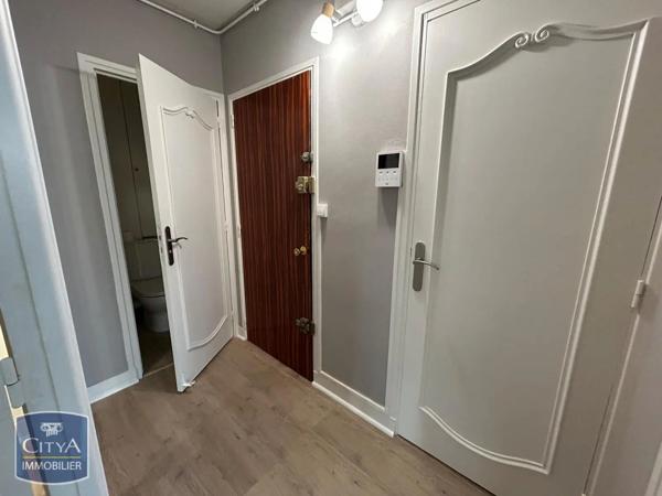 Appartement à louer 3 pièces 80.81m²