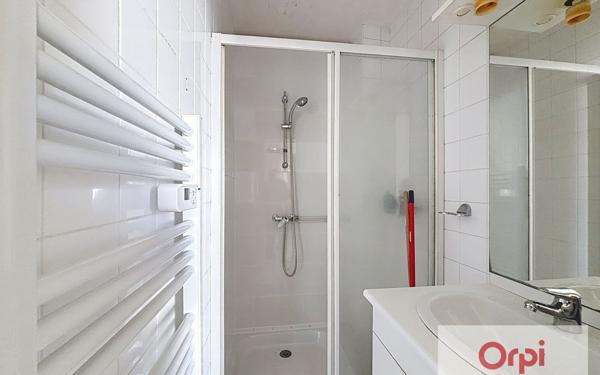 Appartement à louer    3 pièces • 72,49 m2 Montluçon