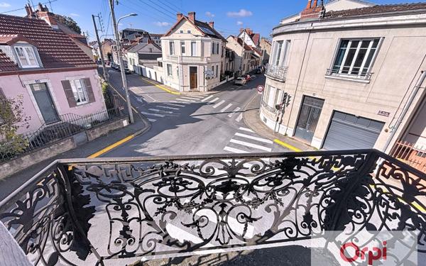 Appartement à louer    3 pièces • 72,49 m2 Montluçon
