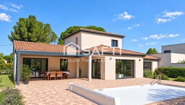 Villa récente 121 m² avec piscine et garage
