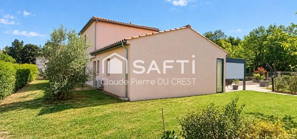 Villa récente 121 m² avec piscine et garage