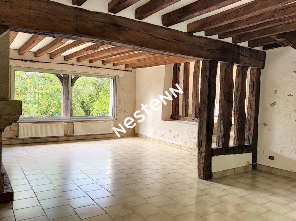 LONGERE 8 PIECES - 196 m² avec jardin