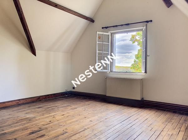 LONGERE 8 PIECES - 196 m² avec jardin