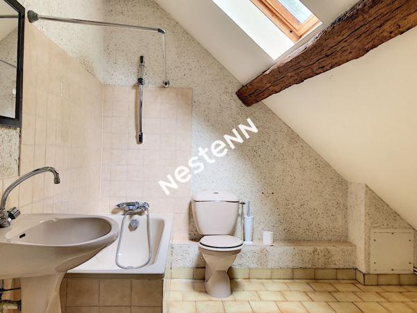 LONGERE 8 PIECES - 196 m² avec jardin