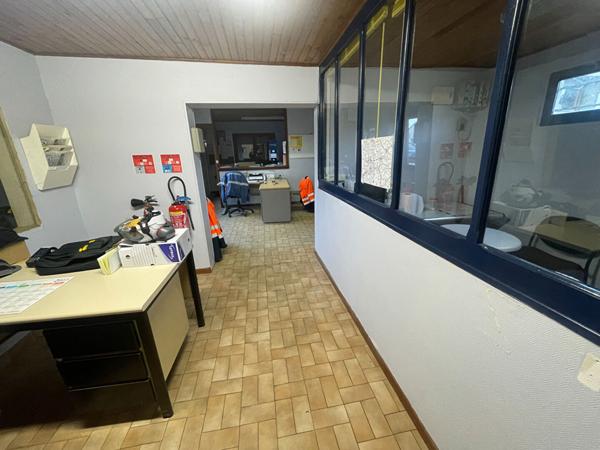 Entrepôt / local industriel Gournay En Bray