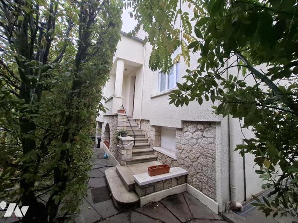 Belle maison de ville de 1950 à ROYAN de 142 m² hab avec 4 chambres - plage/commerces à pied