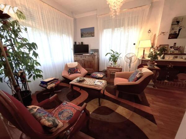 Belle maison de ville de 1950 à ROYAN de 142 m² hab avec 4 chambres - plage/commerces à pied