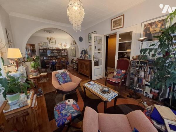 Belle maison de ville de 1950 à ROYAN de 142 m² hab avec 4 chambres - plage/commerces à pied