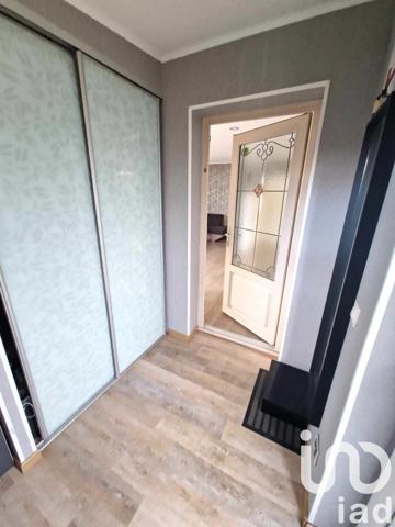 Maison traditionnelle 6 pièces de 115 m² à Les Bordes (45460)